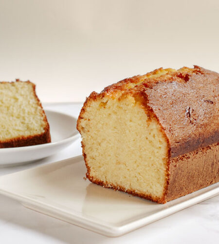 Yogurt pound cake