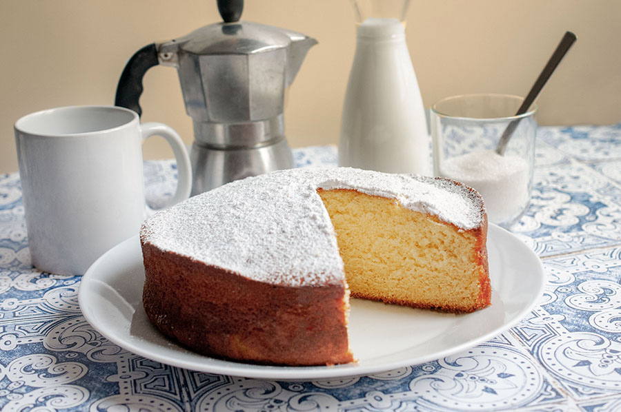 Torta al latte caldo