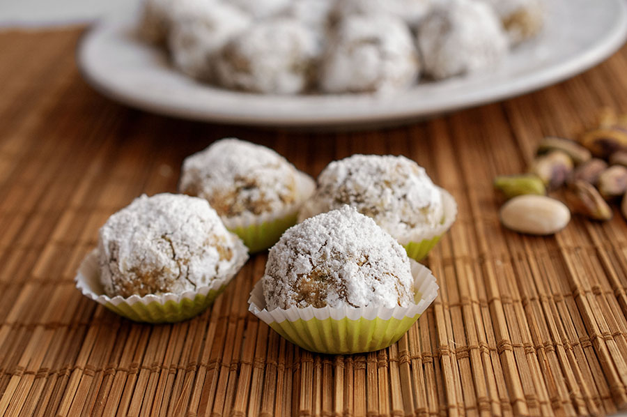 Almond and pistachio drop cookies