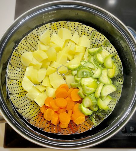Steamed Vegetables with Citronette dressing