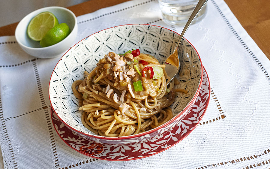 Spaghetti dei 10 minuti al burro di noccioline